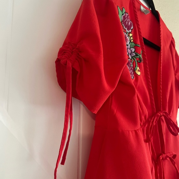 Adorable top - Picture 5 of 6